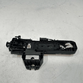 2010-2016 MERCEDES E350 W212 FRONT PASSENGER SIDE DOOR HANDLE BASE BRACKET OEM