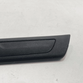 11-21 JEEP GRAND CHEROKEE 3.6L FRONT PASSENGER DOOR SILL SCUFF PLATE PANEL OEM