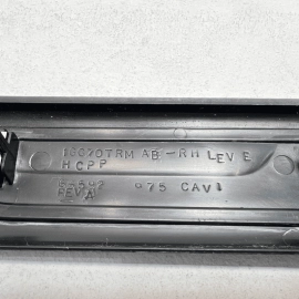 11-21 JEEP GRAND CHEROKEE 3.6L FRONT PASSENGER DOOR SILL SCUFF PLATE PANEL OEM