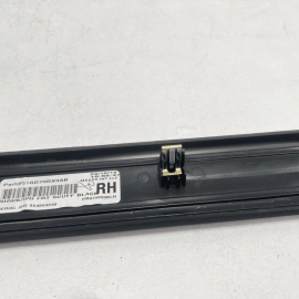 11-21 JEEP GRAND CHEROKEE 3.6L FRONT PASSENGER DOOR SILL SCUFF PLATE PANEL OEM