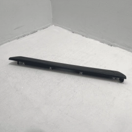 11-21 JEEP GRAND CHEROKEE 3.6L FRONT PASSENGER DOOR SILL SCUFF PLATE PANEL OEM