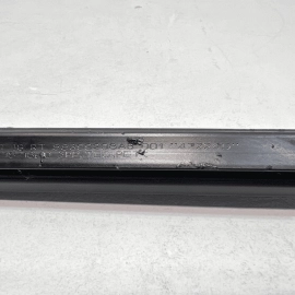 11-21 JEEP GRAND CHEROKEE FRONT RIGHT DOOR WINDOW INNER WEATHERSTRIP SEAL OEM