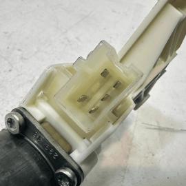 2010 - 2016 MERCEDES E350 FRONT PASSENGER SIDE DOOR WINDOW REGULATOR MOTOR OEM 2010 - 2016 MERCEDES E350 FRONT PASSENGER SIDE DOOR WINDOW REGULATOR MOTOR OEM