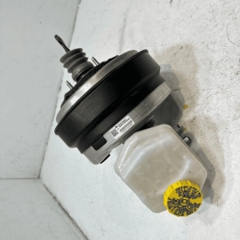 2016-2021 JEEP GRAND CHEROKEE BRAKE BOOSTER & MASTER CYLINDER & RESERVOIR OEM