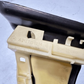 2010-2016 MERCEDES BENZ FRONT PASSENGER DOOR BEARING BRACKET COVER HOLDER OEM