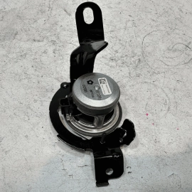 JEEP GRAND CHEROKEE 2016-17-2019 REAR RIGHT QUARTER D PILLAR AUDIO SPEAKER OEM