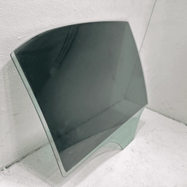 2011 - 2016 MERCEDES E350 W212 REAR RIGHT PASSENGER SIDE DOOR WINDOW GLASS OEM