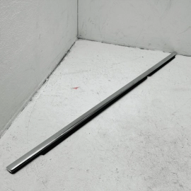 2014-2016 MERCEDES E350 W212 REAR PASSENGER DOOR WINDOW MOLDING SEALING RAIL OEM