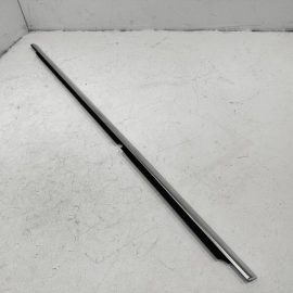 2014-2016 MERCEDES E350 W212 REAR PASSENGER DOOR WINDOW MOLDING SEALING RAIL OEM