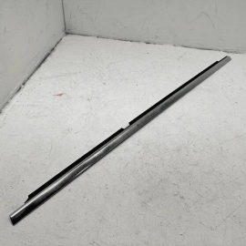 2014-2016 MERCEDES E350 W212 REAR PASSENGER DOOR WINDOW MOLDING SEALING RAIL OEM