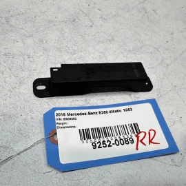 2010-16 MERCEDES E350 E C CLAS KEYLESS ENTRY ANTENNA RECEIVER CONTROL MODULE OEM