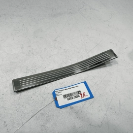 2010-2016 MERCEDES E350 REAR PASSENGER DOOR TRIM SILL PLATE SCUFF OEM