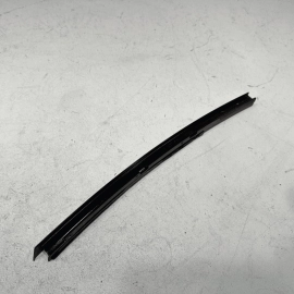 2010-2016 MERCEDES E350 REAR RIGHT PASSENGER WINDOW GLASS TRIM DIVIDER OEM
