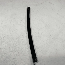 2010-2016 MERCEDES E350 REAR RIGHT PASSENGER WINDOW GLASS TRIM DIVIDER OEM