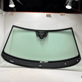 VOLKSWAGEN ATLAS 2018-2020 FRONT WINDSHIELD WINDOW GLASS OEM
