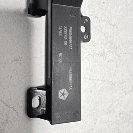 2014-2023 JEEP CHEROKEE REAR LEFT OR RIGHT SIDE KEYLESS ENTRY ANTENNA MODULE OEM