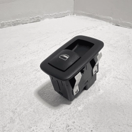 2015-2023 JEEP CHEROKEE REAR LEFT OR RIGHT SIDE DOOR WINDOW CONTROL SWITCH OEM