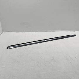 2014-2016 MERCEDES E350 W212 FRONT DRIVER DOOR WINDOW MOLDING SEALING RAIL OEM