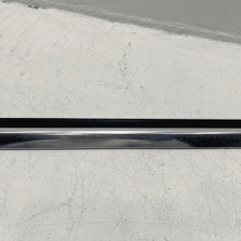 2014-2016 MERCEDES E350 W212 FRONT DRIVER DOOR WINDOW MOLDING SEALING RAIL OEM