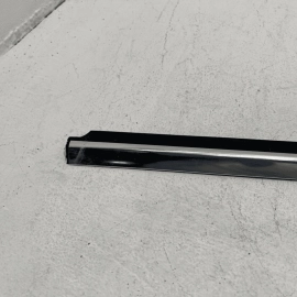 2014-2016 MERCEDES E350 W212 FRONT DRIVER DOOR WINDOW MOLDING SEALING RAIL OEM