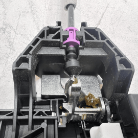 MERCEDES E350 W212 FRONT DRIVER DOOR HANDLE BASE BRACKET BRACE 2010-2016 OEM