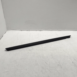 2010-2016 MERCEDES E350 FRONT LEFT DRIVER WINDOW INNER WEATHERSTRIP SEAL OEM