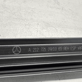 2010-2016 MERCEDES E350 FRONT LEFT DRIVER WINDOW INNER WEATHERSTRIP SEAL OEM