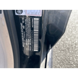 DEFECT 2014-2016 MERCEDES E350 FRONT DRIVER DOOR SILL SCUFF PLATE TRIM COVER OEM