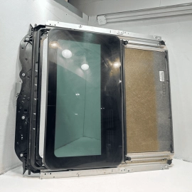 2010-2016 MERCEDES E350 W212 SEDAN SUNROOF FRAME TRACK & GLASS & SUN SHADE OEM