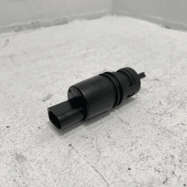 2016 MERCEDES-BENZ E 350 4MATIC Windshield Washer Tank Pump OEM