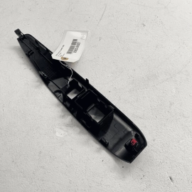 TOYOTA CAMRY 2018 - 2020 FRONT PASSENGER SIDE DOOR SWITCH PANEL TRIM MOLDIN