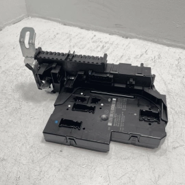 2010-2016 MERCEDES BENZ E350 REAR FUSE & RELAY BOX SAM MODULE UNIT TRUNK OEM