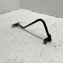 2016 MERCEDES-BENZ E350 4MATIC FRONT CENTER RADIATOR SUPPORT BRACKET OEM