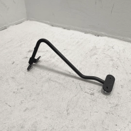 2016 MERCEDES-BENZ E350 4MATIC FRONT CENTER RADIATOR SUPPORT BRACKET OEM