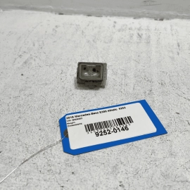 2015-2016 MERCEDES E350 REAR TRUNK LICENSE PLATE LIGHT LAMP OEM