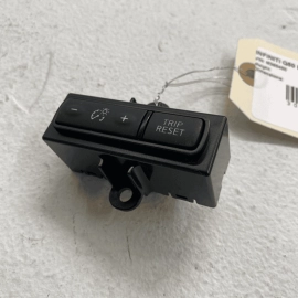 2018 - 2020 INFINITI Q50 Q60 INSTRUMENT CLUSTER TRIP RESET & DIMMING SWITCH
