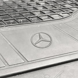 10-16 MERCEDES E350 W212 FRONT & REAR LEFT RIGHT SET ALL WEATHER RUBBER MAT OEM