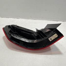 2010-2016 MERCEDES E350 REAR OUTER PASSENGER SIDE TAIL LIGHT TAILLIGHT LAMP OEM