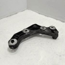 2016 MERCEDES-BENZ E350 ENGINE MOTOR OIL PAN SUPPORT BRACKET MOUNT OEM