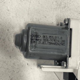 2015-2018 AUDI Q3 LEFT REAR DRIVER SIDE WINDOW MOTOR OEM