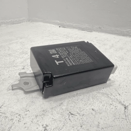 2018-2024 TOYOTA CAMRY SE 2.5L REAR DOOR AND TPMS CONTROL MODULE OEM