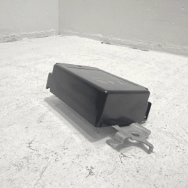 2018-2024 TOYOTA CAMRY SE 2.5L REAR DOOR AND TPMS CONTROL MODULE OEM