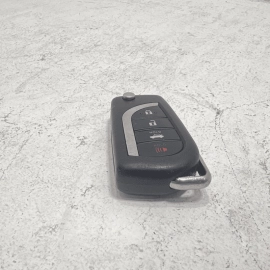 2019-2024  TOYOTA CAMRY L LE XLE XSE  SMART ENTRY FLIP KEY FOB OEM 2019-2024  TOYOTA CAMRY L LE XLE XSE  SMART ENTRY FLIP KEY FOB OEM
