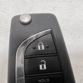 2019-2024  TOYOTA CAMRY L LE XLE XSE  SMART ENTRY FLIP KEY FOB OEM 2019-2024  TOYOTA CAMRY L LE XLE XSE  SMART ENTRY FLIP KEY FOB OEM