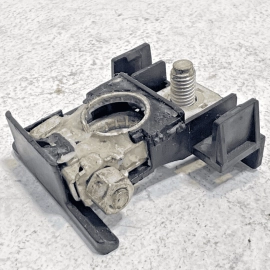 TOYOTA CAMRY BATTERY POSITIVE TERMINAL CONNECTOR CLAMP 2018-2024 OEM