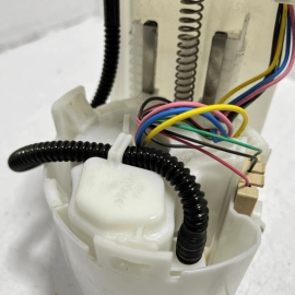 TOYOTA CAMRY 2.5L FUEL GAS TANK PUMP UNIT DENSO 2018 - 2024 OEM