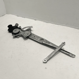 2018-2024 TOYOTA CAMRY FRONT RIGHT PASSENGER DOOR WINDOW REGULATOR W/ MOTOR OEM