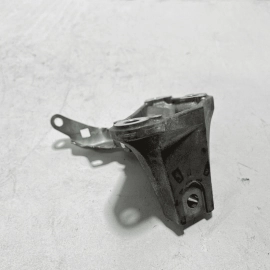 TOYOTA CAMRY SE 2018-2024 Front Engine Frame Mount Support Bracket OEM
