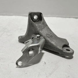 TOYOTA CAMRY SE 2018-2024 Front Engine Frame Mount Support Bracket OEM