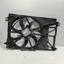 Toyota Camry 2.5L Radiator Cooling Fan Module & Shroud & Motor DENSO 2018-24 OEM